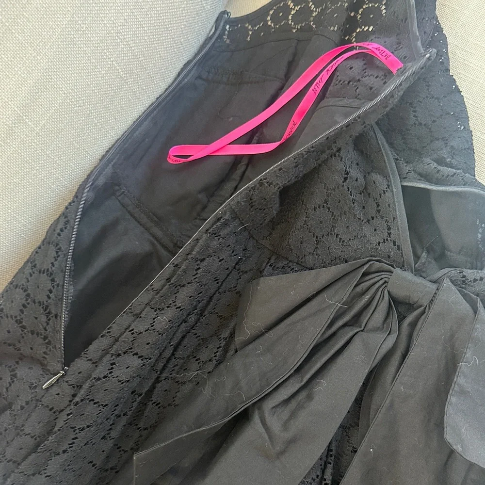 Betsey Johnson Black Lace Fit & Flare Dress w/ Open V Back Bow – Size 4 - Picture 11 of 13